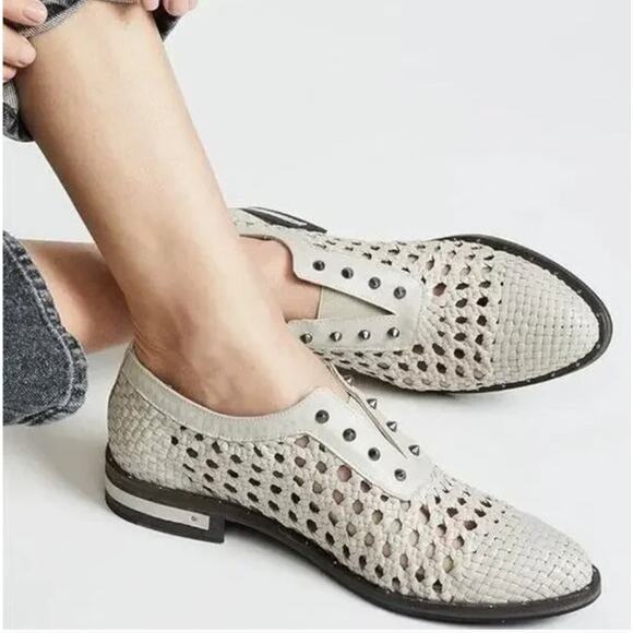 Freda Salvador 7 gray leather weaved Wish Oxfords
